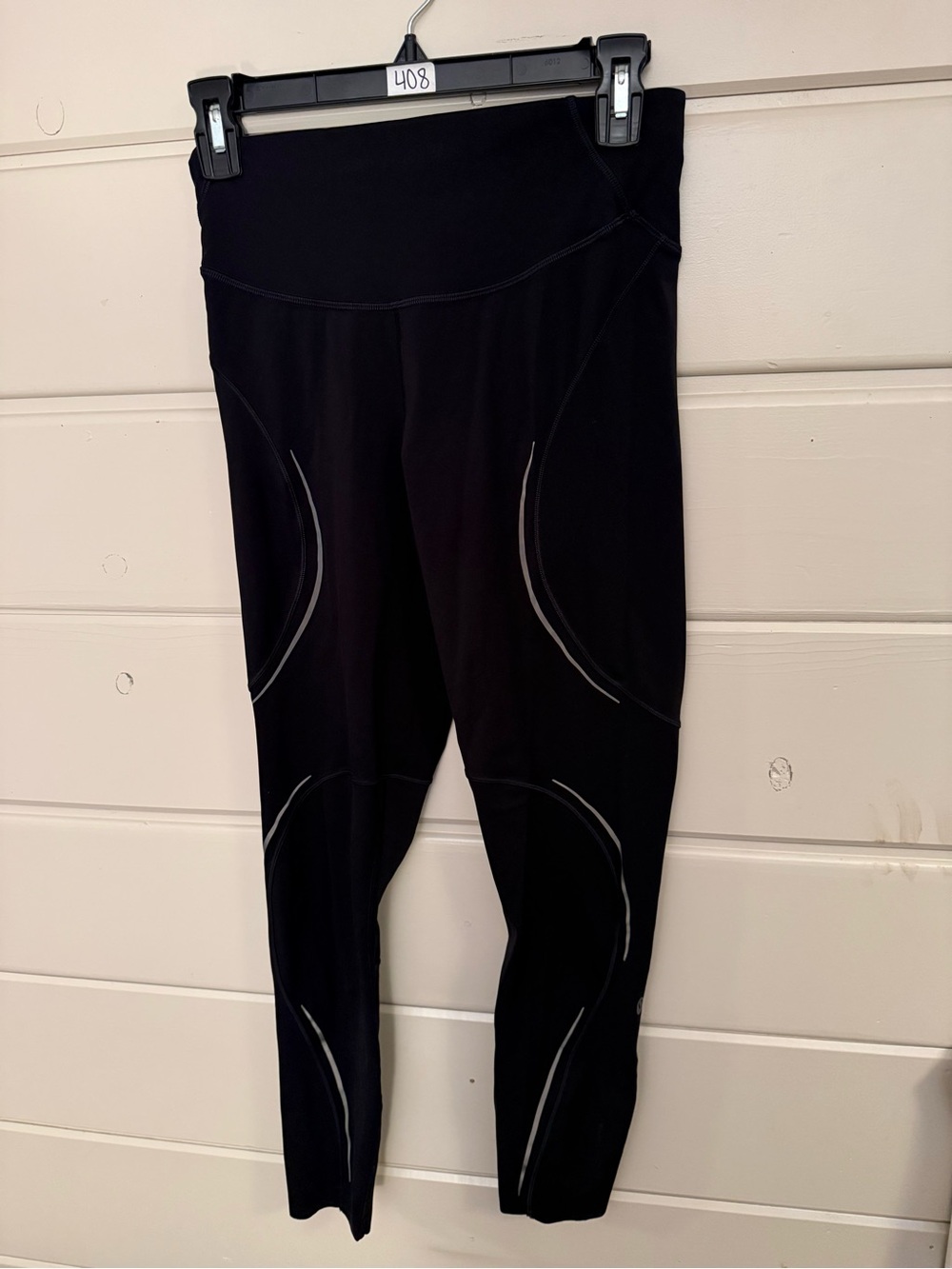 Lululemon Wunder Train leggings. Size 6